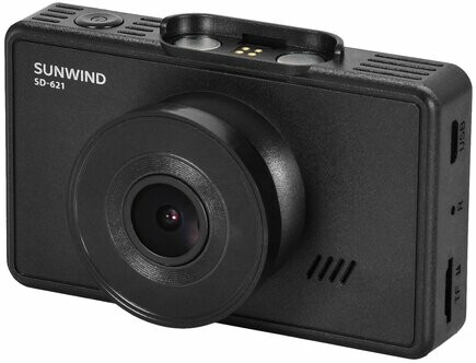 

Автомобильный видеорегистратор Sunwind SD-621 черный