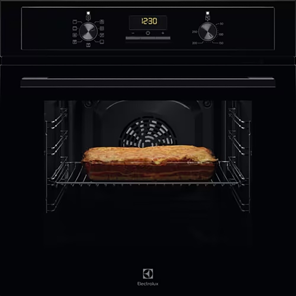 

Электрический духовой шкаф Electrolux EOF3H50BK
