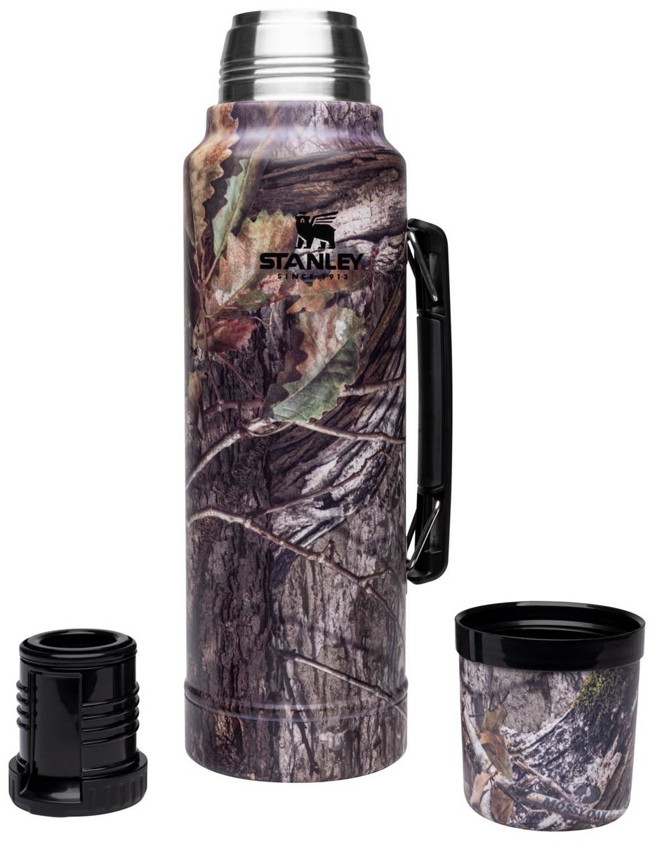 

Термос Stanley Classic The Legendary Bottle камуфляж (10-07933-046)